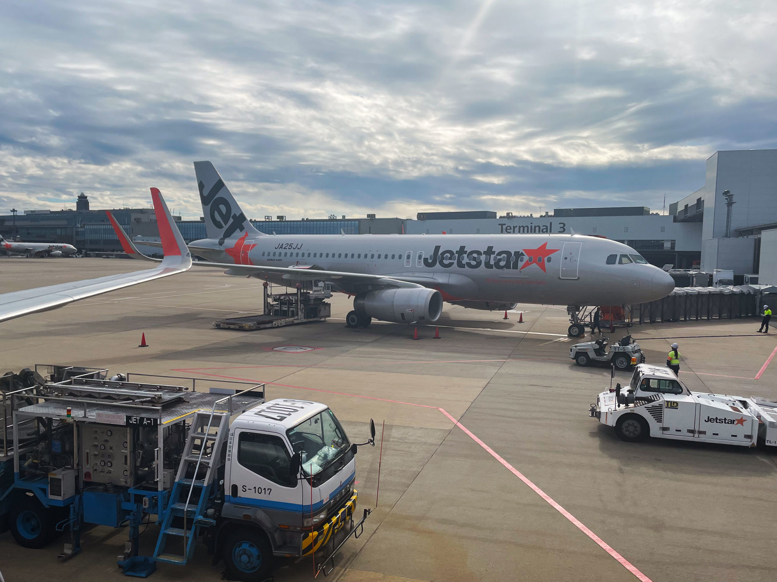 Review Jetstar Japan Economy A320 (CTSNRT) JakartaPotato